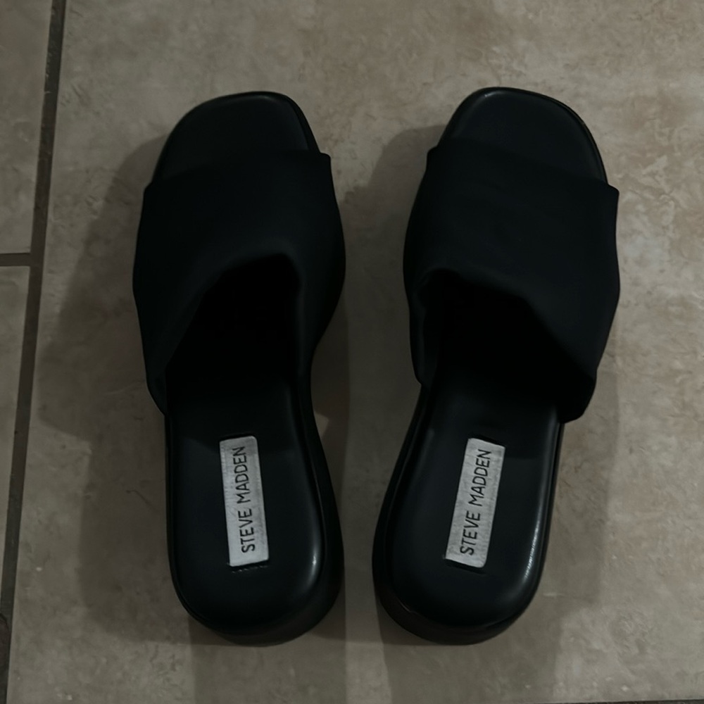Steve Madden Black Platform Shoes